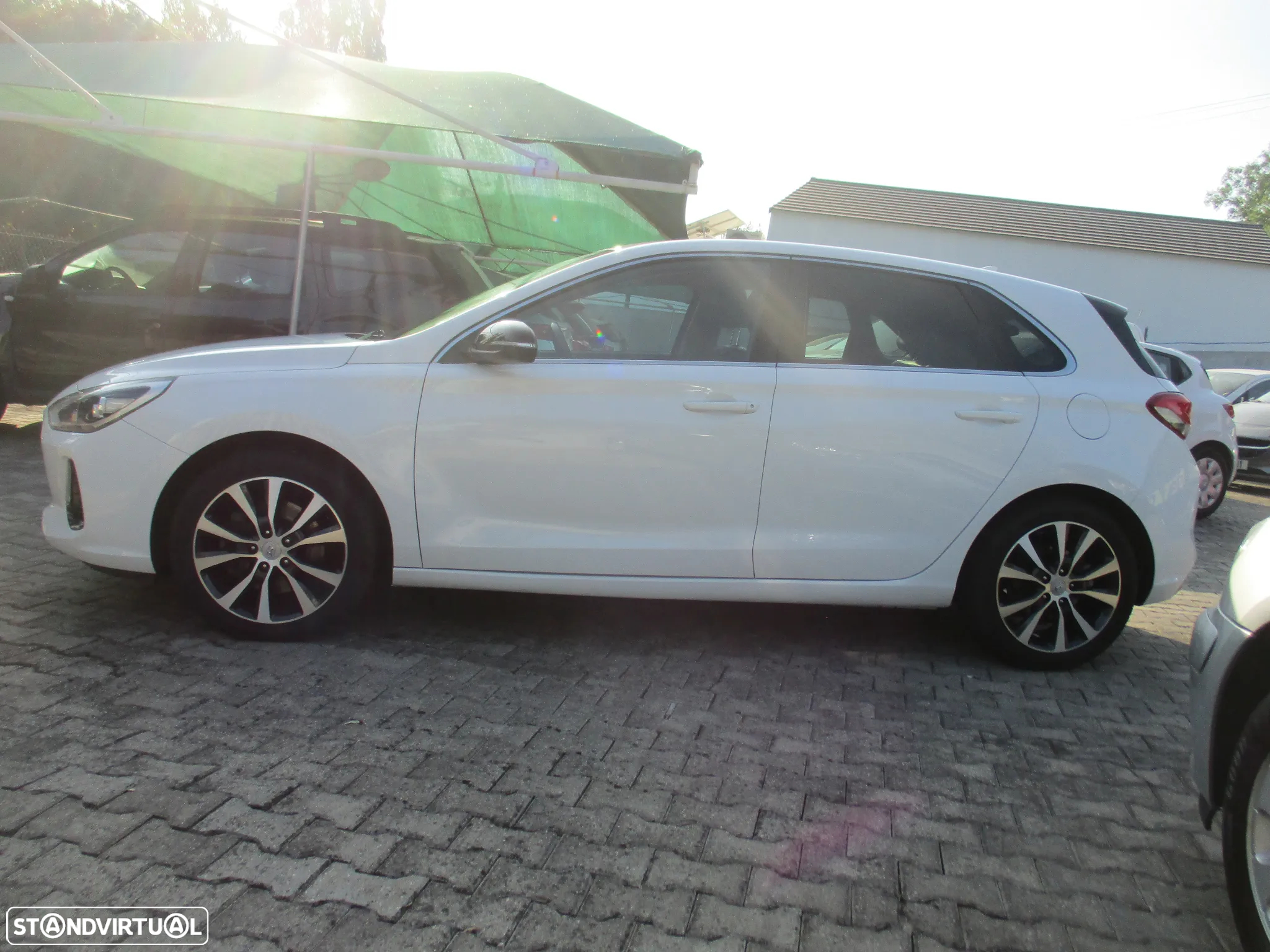 Hyundai i30 1.6 CRDI Comfort+Navi - 8