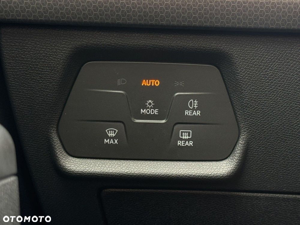 Seat Leon Sportstourer 1.5 TSI Style - 23