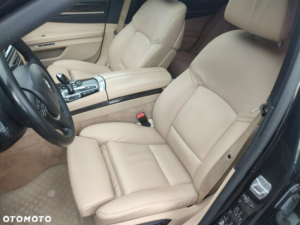 BMW Seria 7 - 14