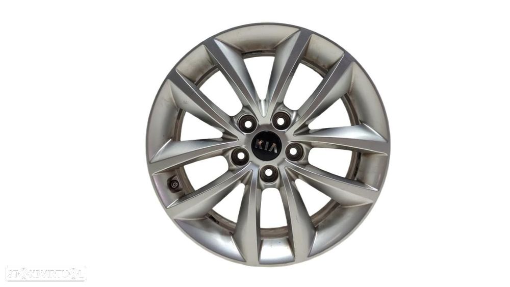 PNEU KIA SORENTO UM - 1