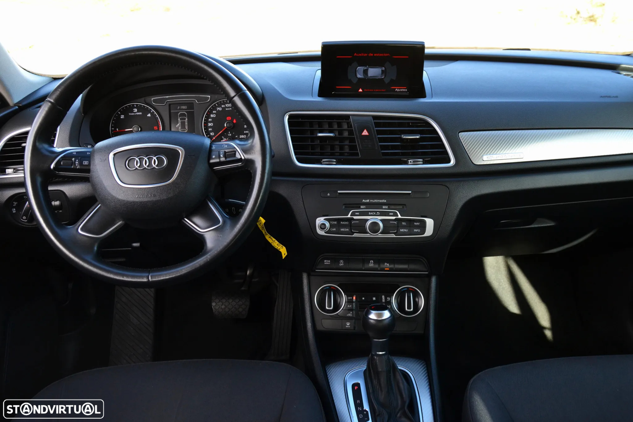 Audi Q3 2.0 TDI quattro Design S tronic - 13