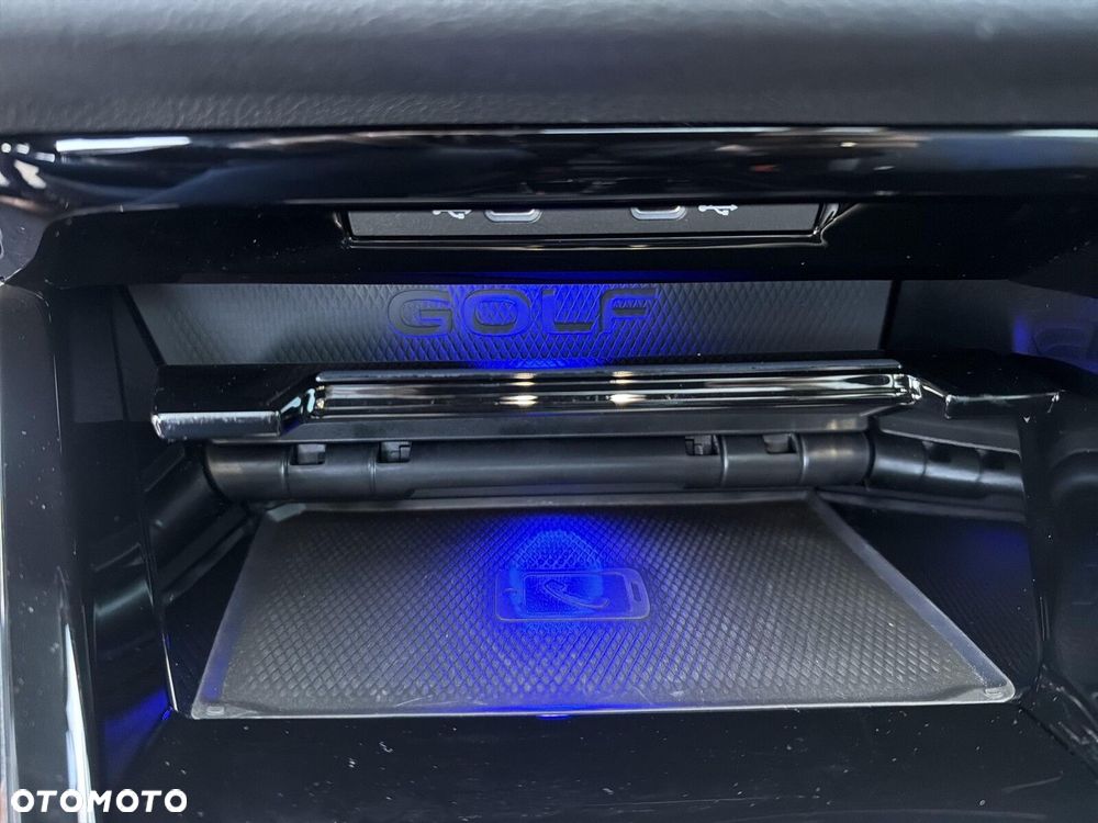 Volkswagen Golf Variant 2.0 TSI 4Motion R DSG - 32