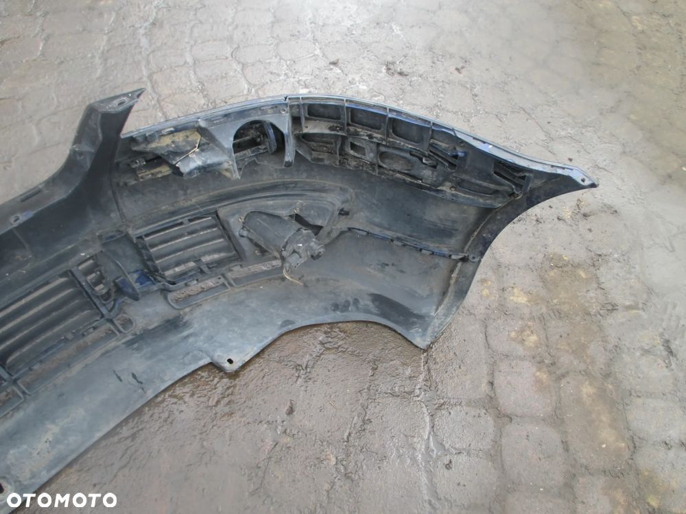 zderzak Passat B5 FL LC9Z - 7