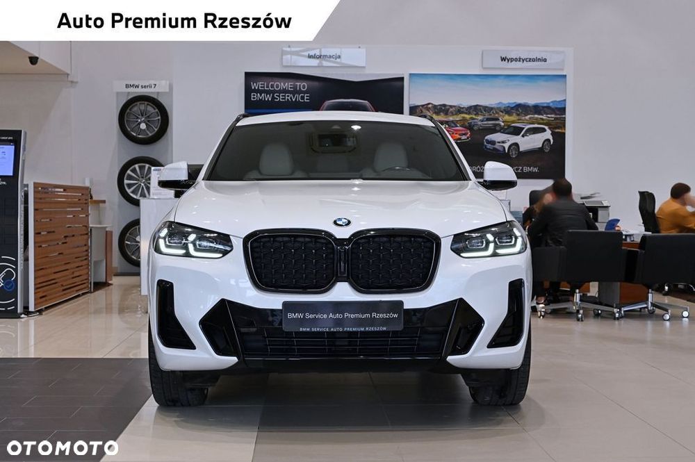 BMW X4 2022 photo 2