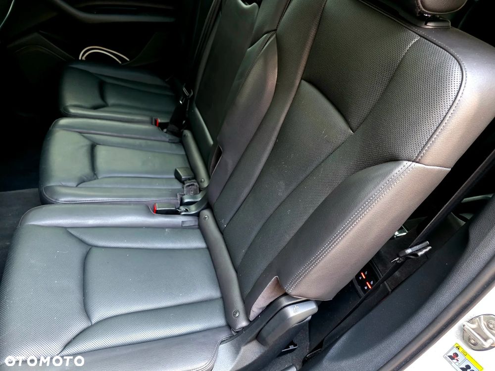 Audi Q7 3.0 TFSI Quattro Tiptronic - 24