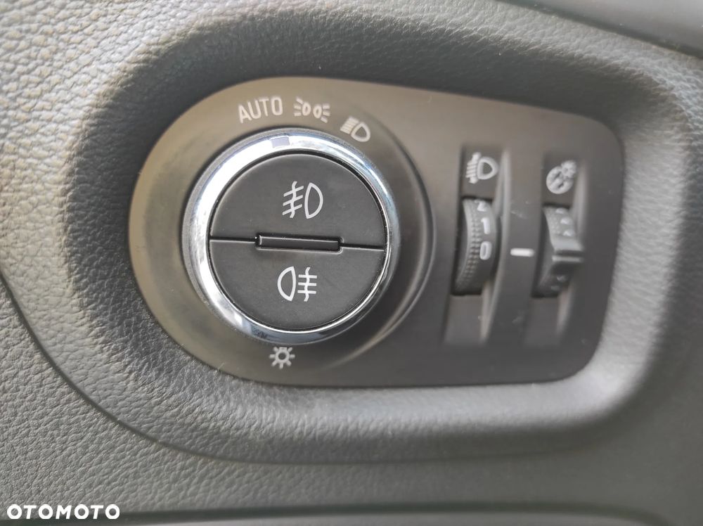 Opel Astra V 1.6 CDTI Enjoy - 8