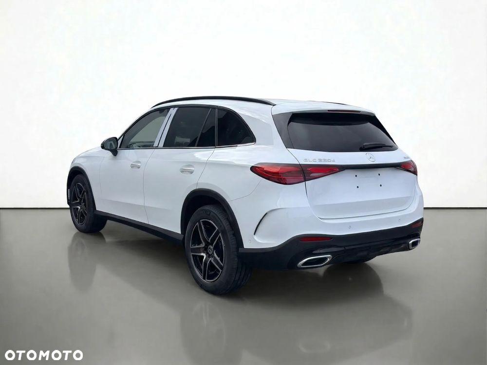 Mercedes-Benz GLC - 4