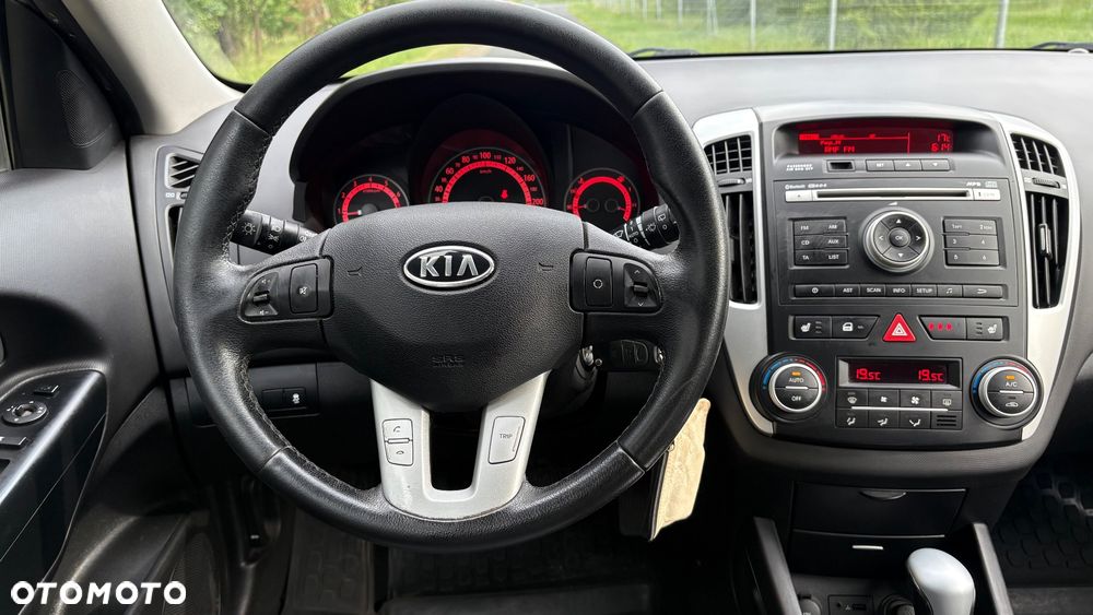 Kia Ceed 1.6 CVVT Automatik Spirit - 28