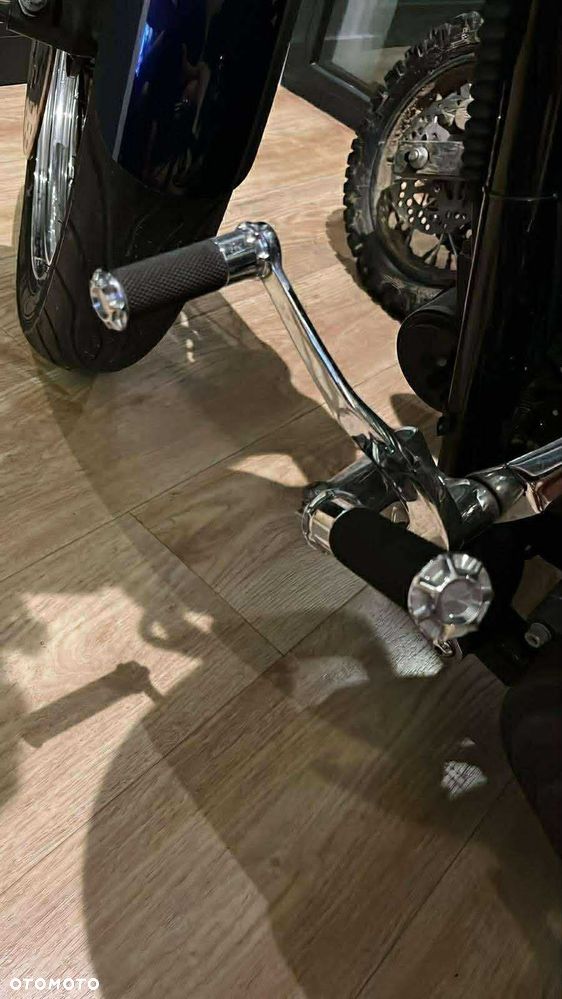 Harley-Davidson Dyna Street Bob - 6