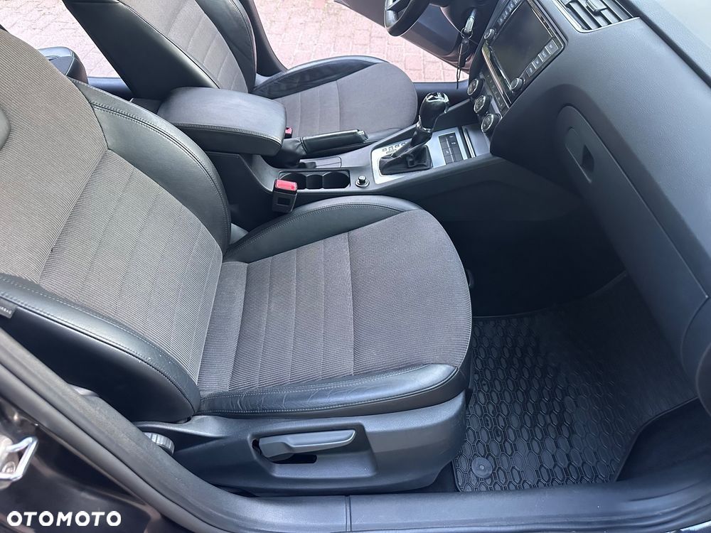 Skoda Octavia 2.0 TDI DSG Drive - 11