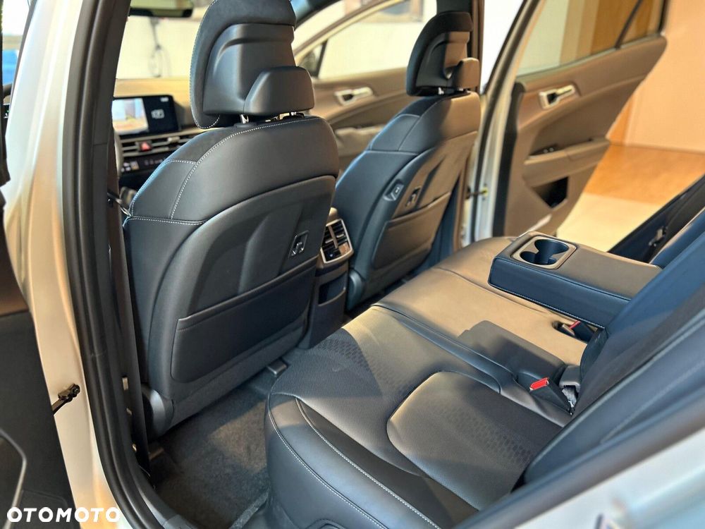 Kia Sportage 1.6 T-GDI HEV Black Edition 2WD - 31