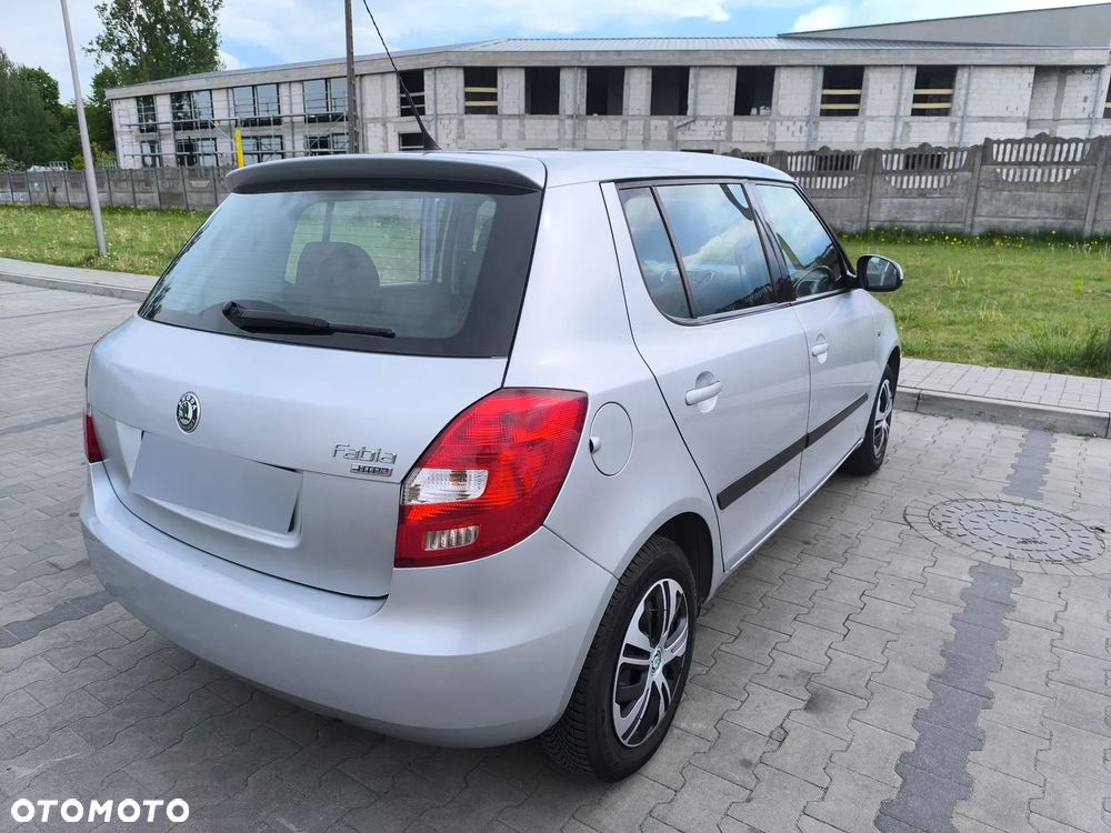 Skoda Fabia 1.2 HTP Classic - 26