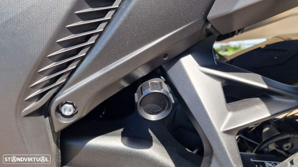 Honda VFR Cross Tourer - 8