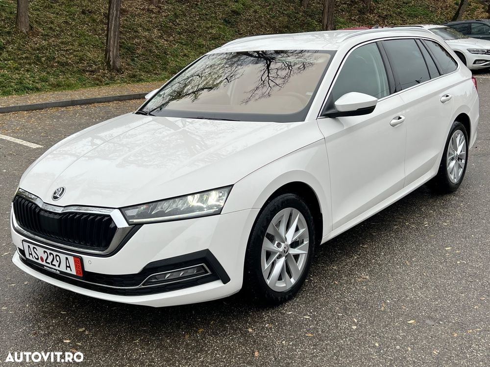 Skoda Octavia Combi 2.0 TDI DSG Style - 1