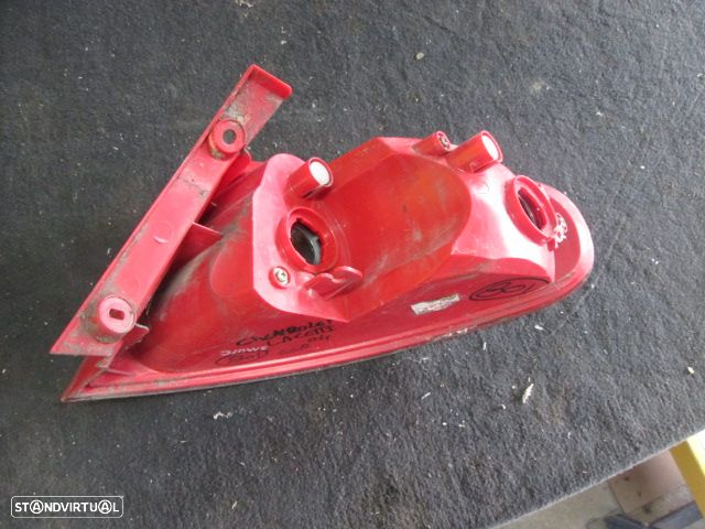 Farol Tras REF0801 CHEVROLET LACETTI 2004 5P ESQ - 2