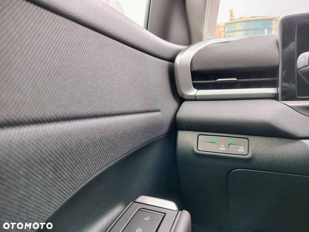 Volkswagen T-Roc - 24