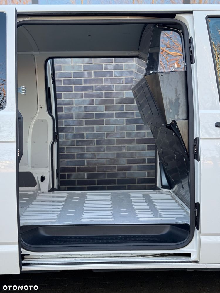 Volkswagen Transporter - 39