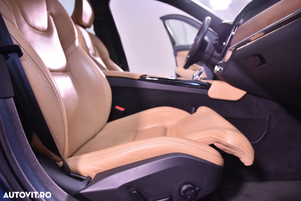 Volvo S90 - 11