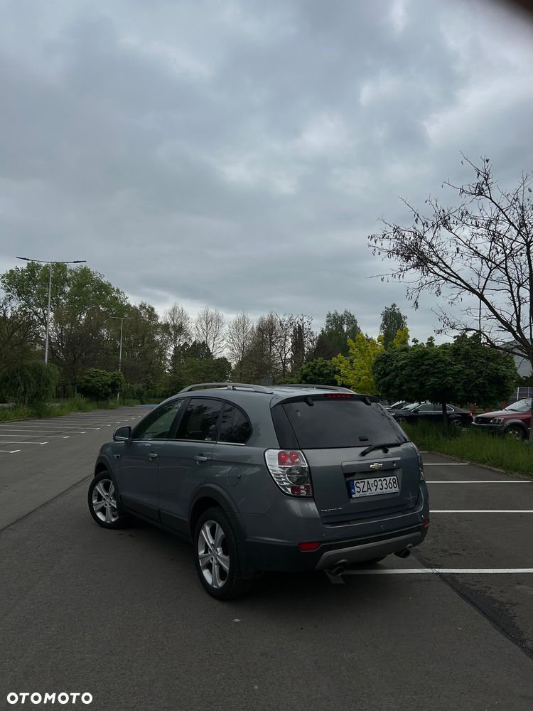 Chevrolet Captiva 2.2 D LTZ - 5