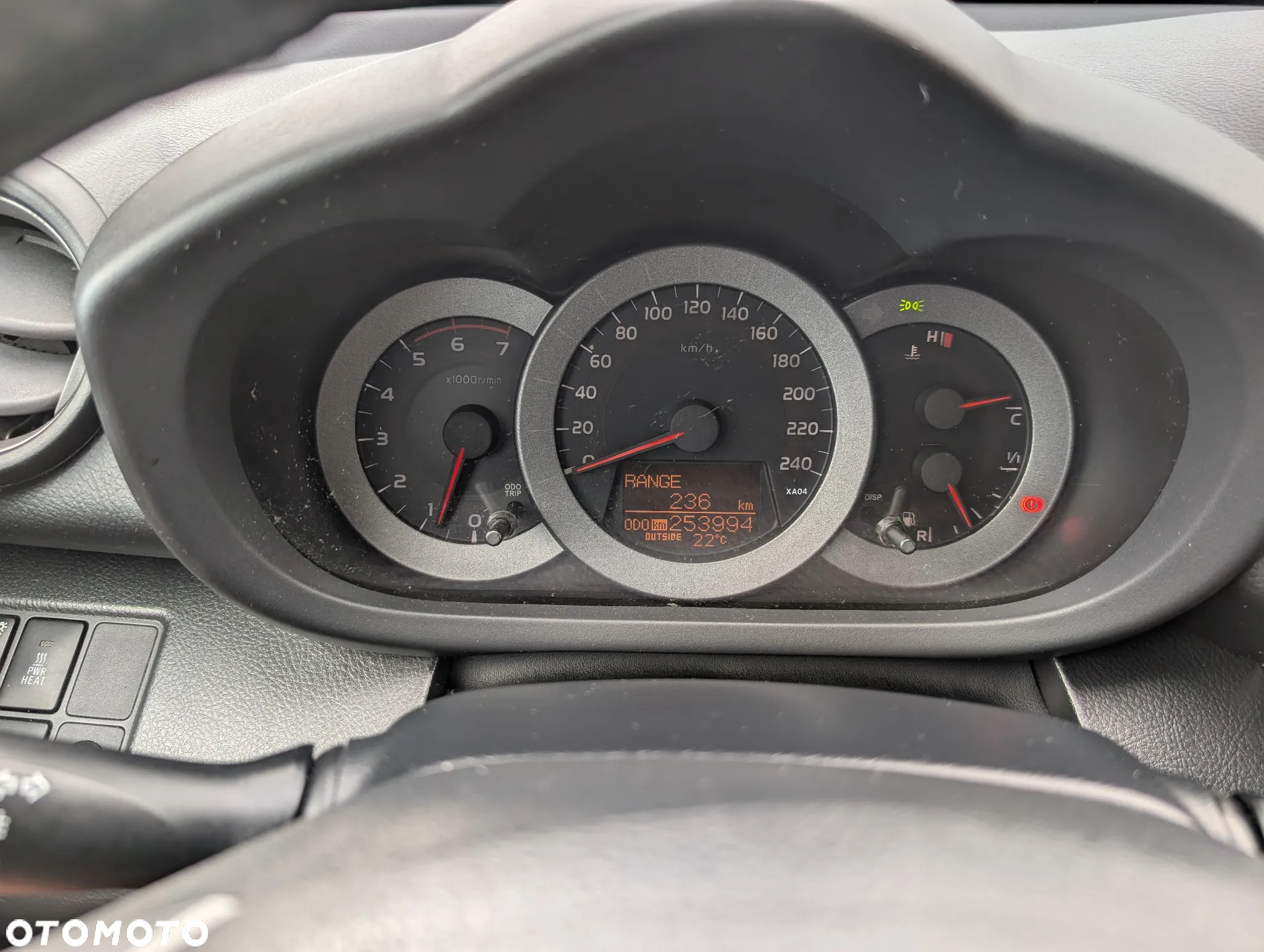 Toyota RAV4 - 21