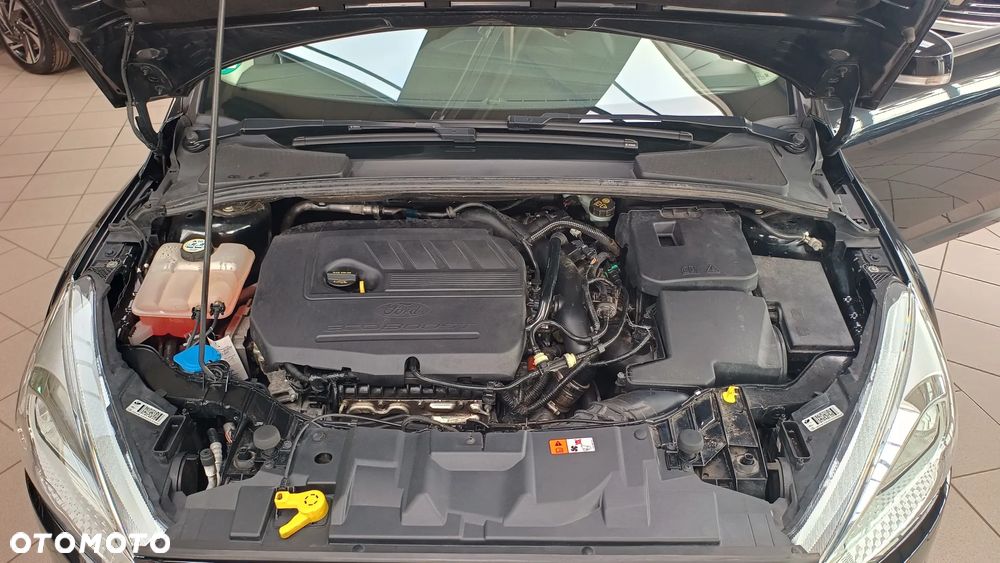 Ford Focus 1.5 EcoBoost Titanium ASS - 28