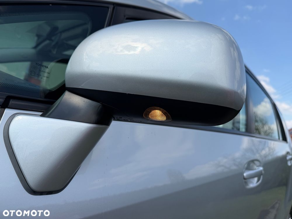 Toyota Verso 1.8 Multidrive Edition - 35