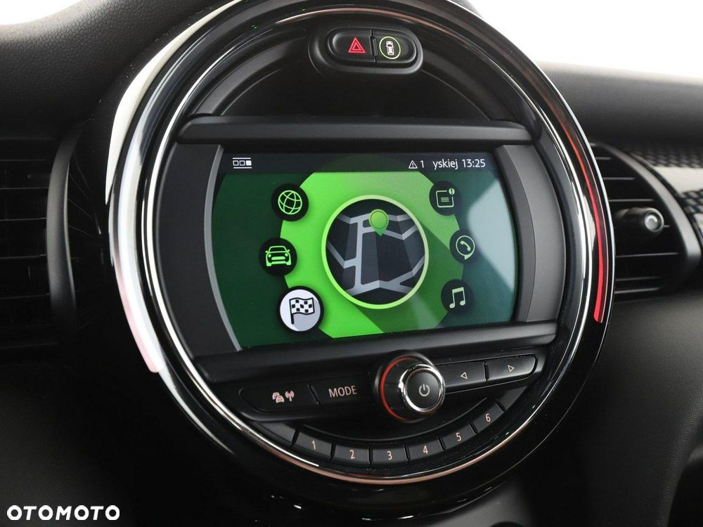 MINI John Cooper Works Standard - 24