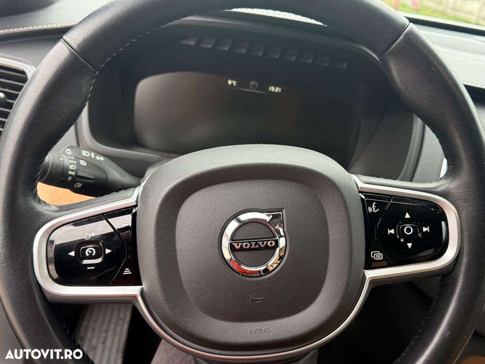 Volvo XC 90 - 6