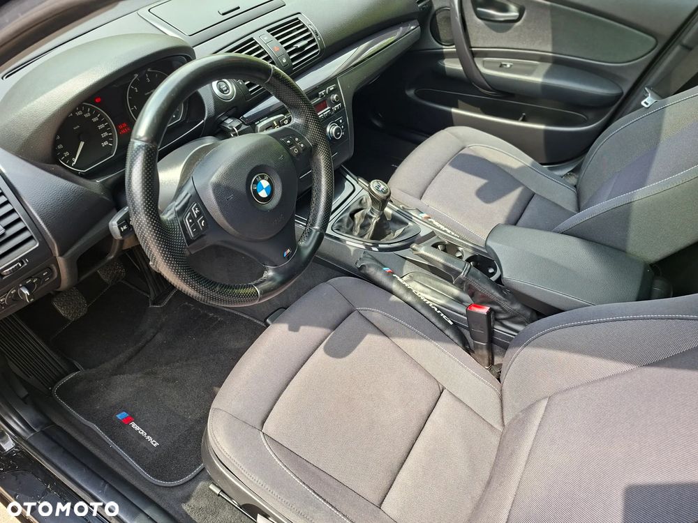 BMW Seria 1 118d DPF - 14