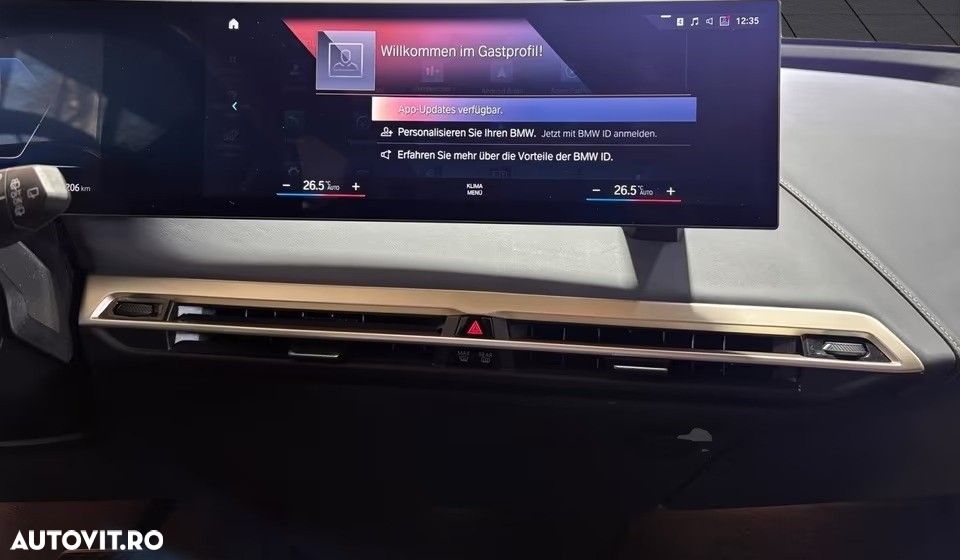 BMW iX xDrive40 - 13