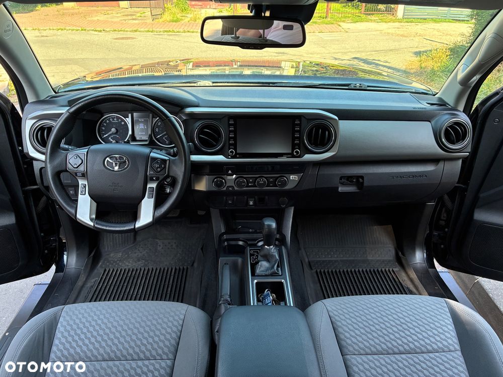 Toyota Tacoma - 23