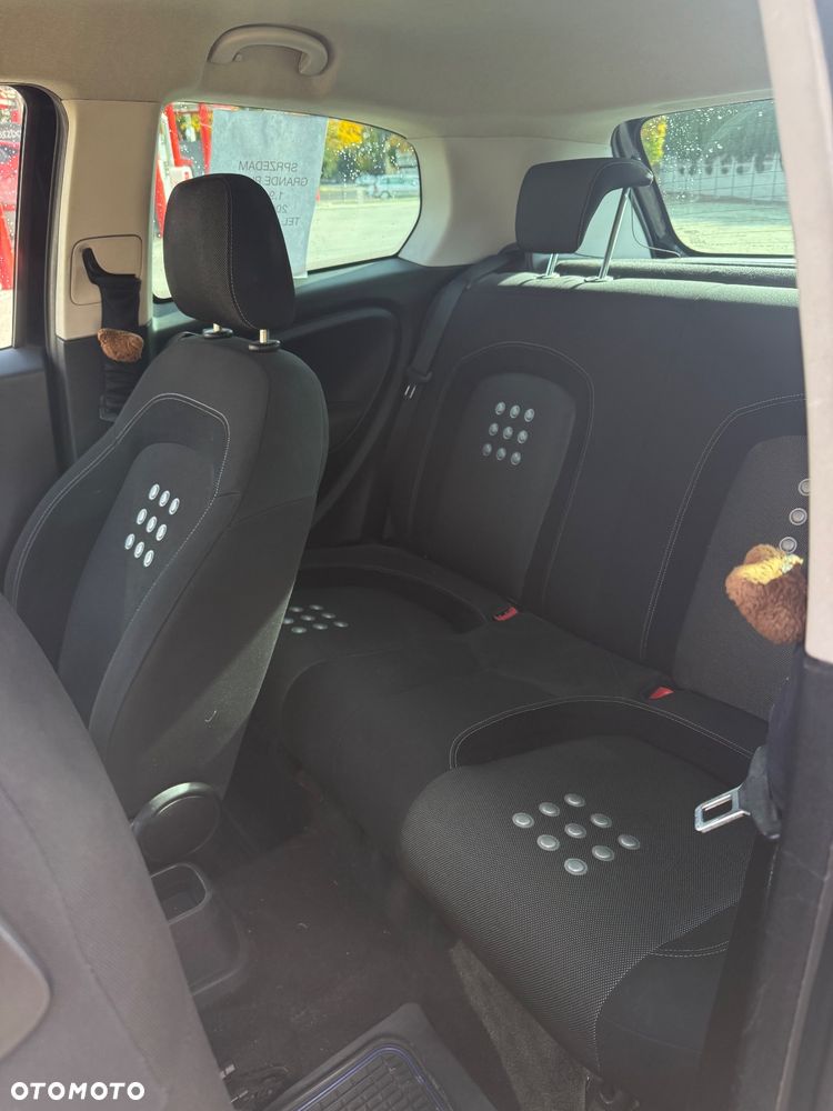Fiat Grande Punto 1.9 Multijet 8V Sport - 14