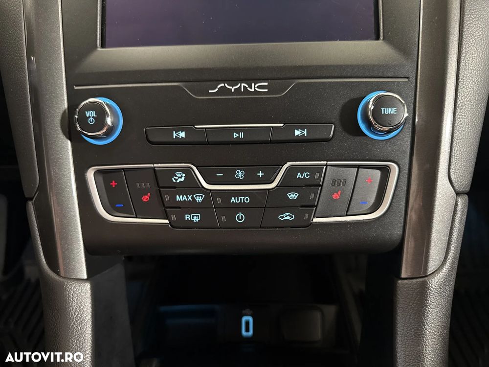 Ford Mondeo - 19