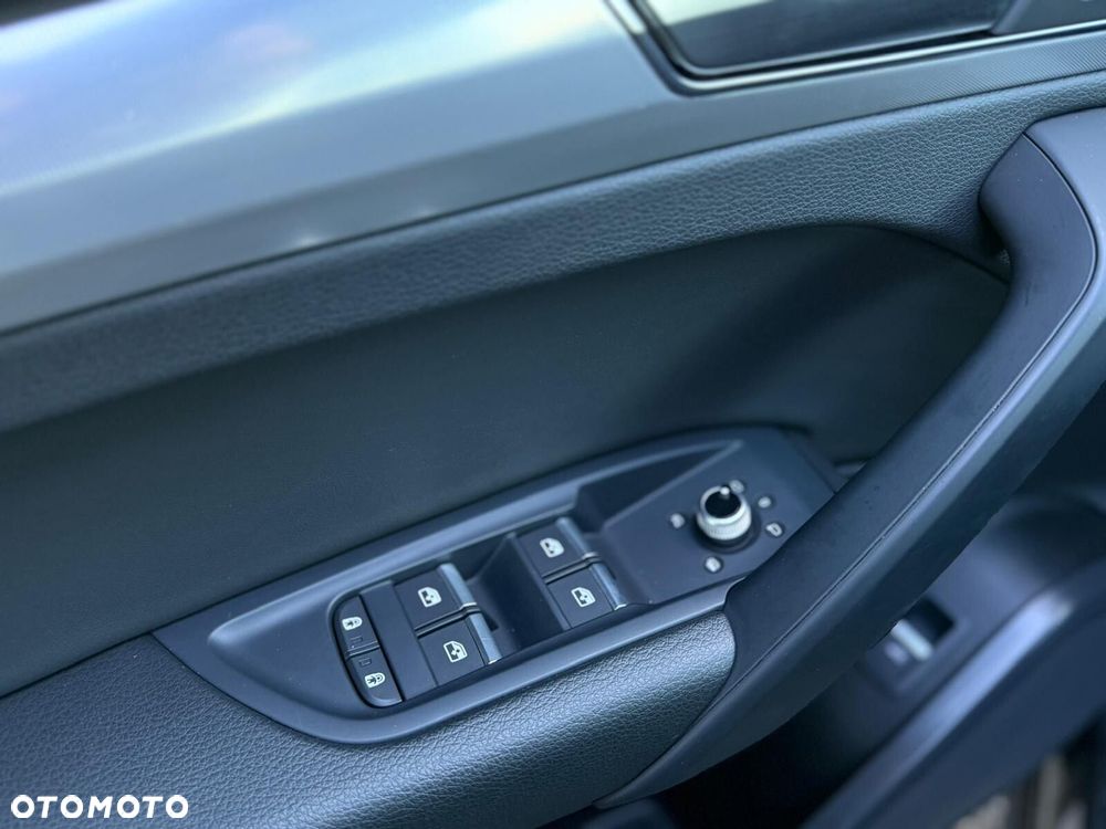 Audi Q5 Sportback - 14