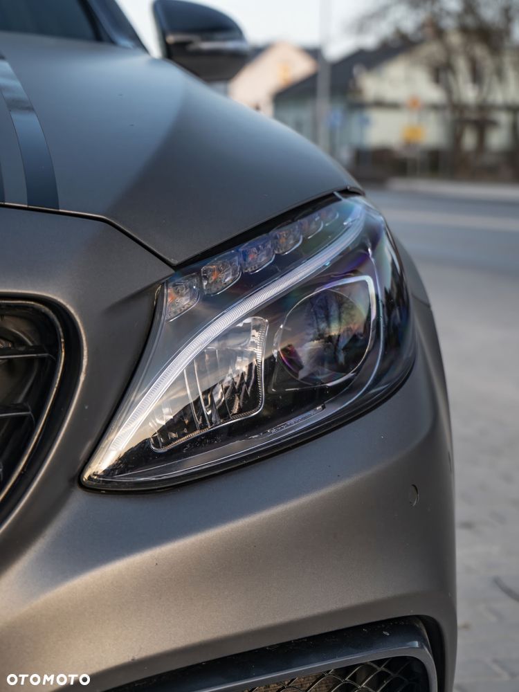 Mercedes-Benz Klasa C AMG 63 - 13