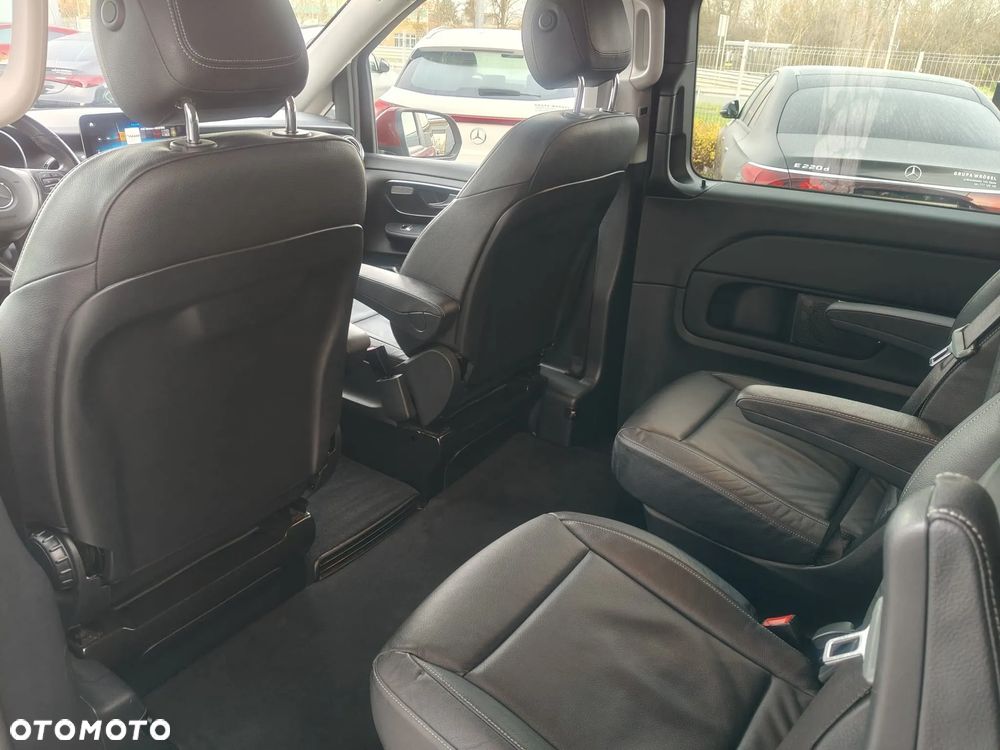 Mercedes-Benz Klasa V 300 d 4-Matic Avantgarde 9G-Tronic (d³ugi) - 16