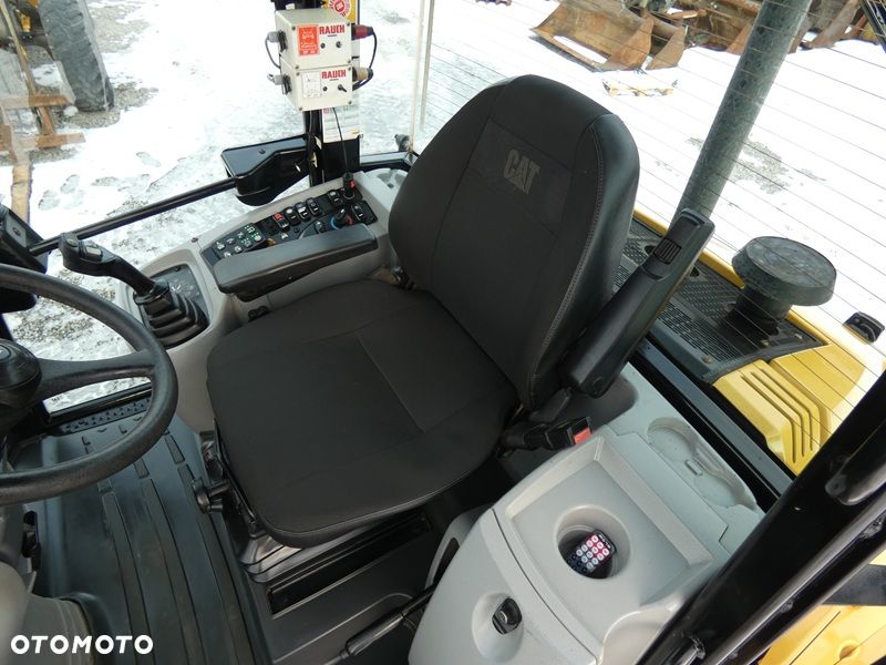 Caterpillar CAT 907M Z Niemiec / Wyjątkowo Wyposażony / 35km/h / 3.050mtg / - 14