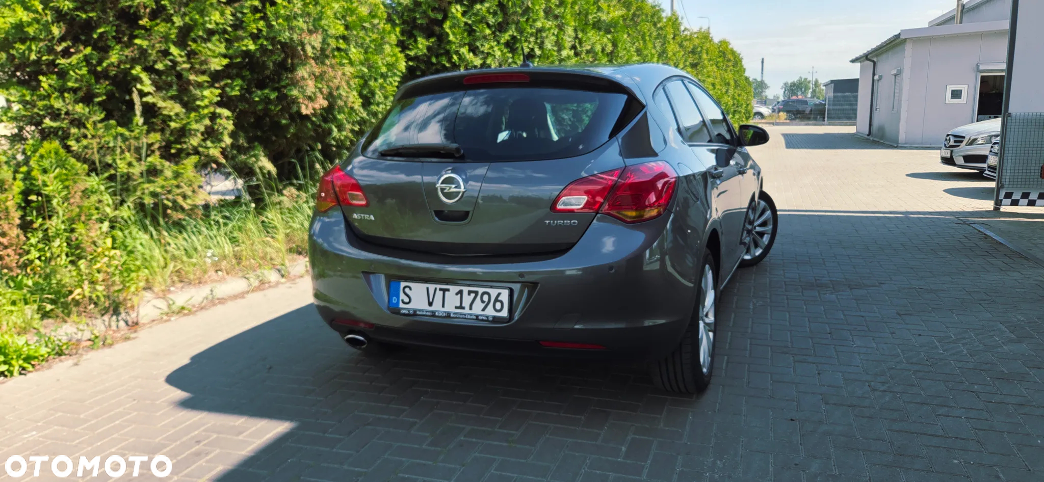 Opel Astra 1.4 Turbo 150 Jahre - 14