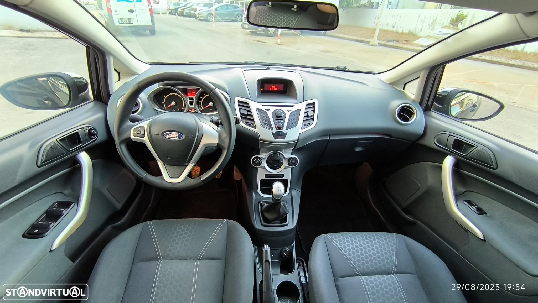 Ford Fiesta 1.25 Titanium - 35