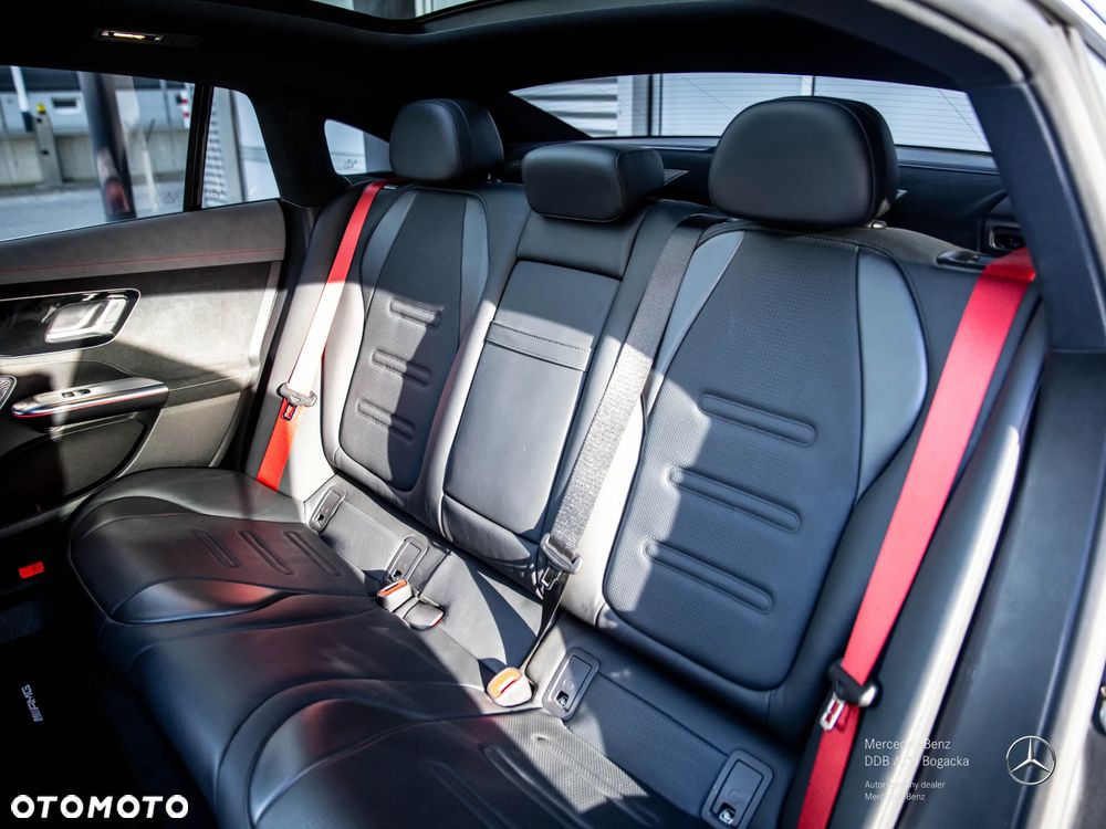 Mercedes-Benz EQE AMG 43 90.5kWh 4-Matic+ - 14