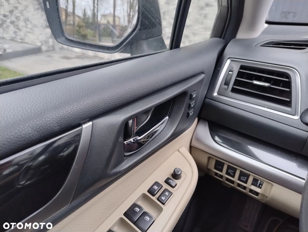 Subaru Outback 2.0D Exclusive Lineartronic - 19