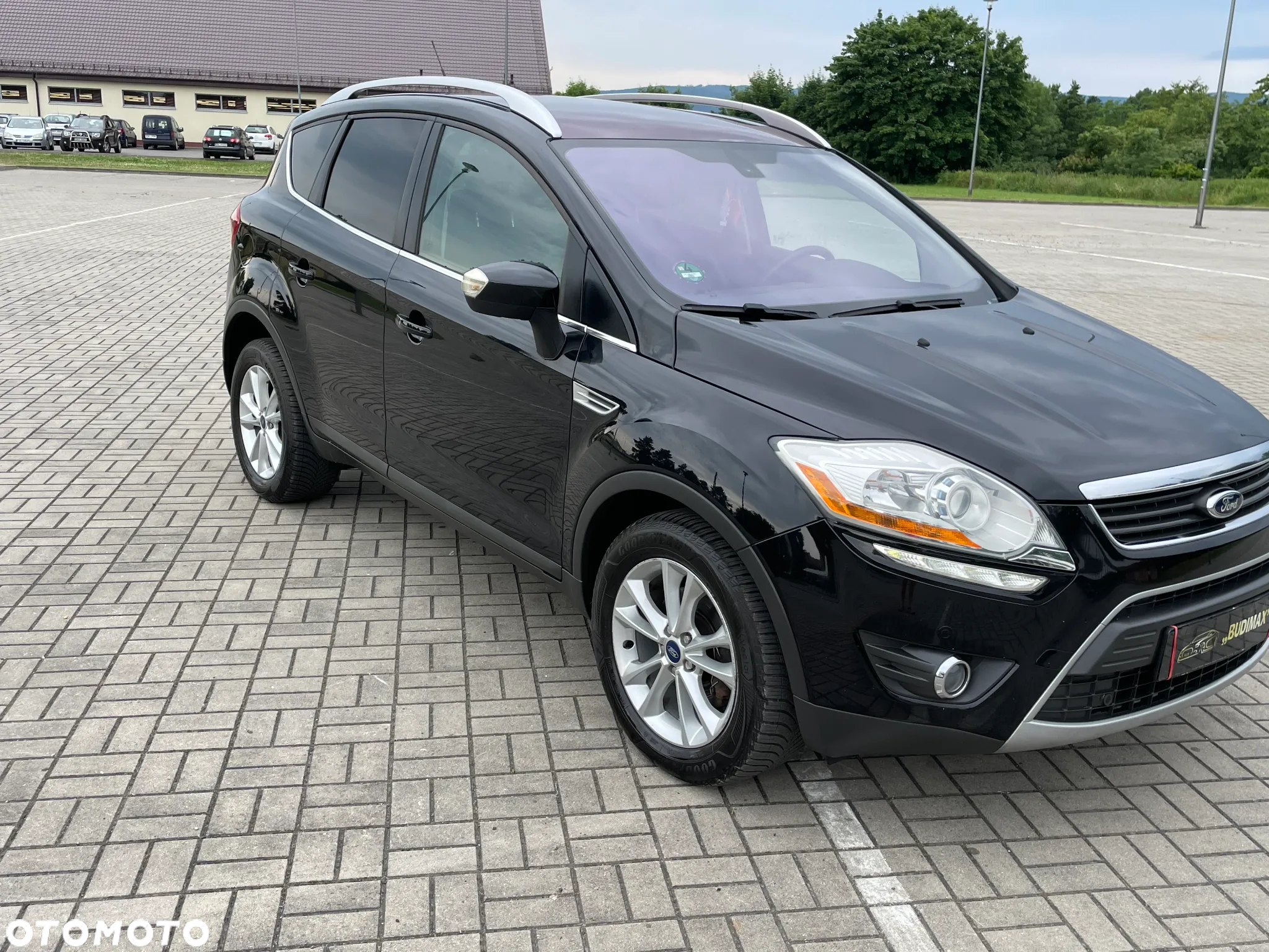 Ford Kuga 2.0 TDCi 4WD Titanium - 4