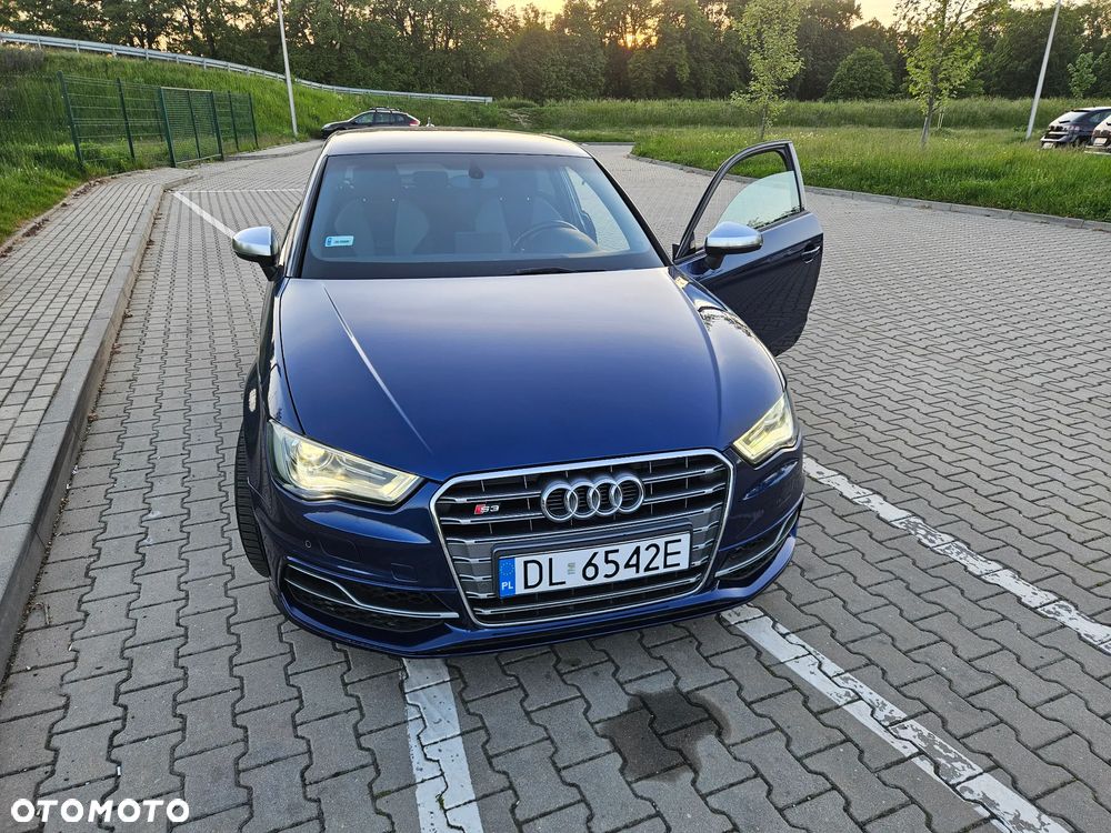 Audi A3 3-drzwiowe 1.8 TFSI Ambiente S tronic - 1