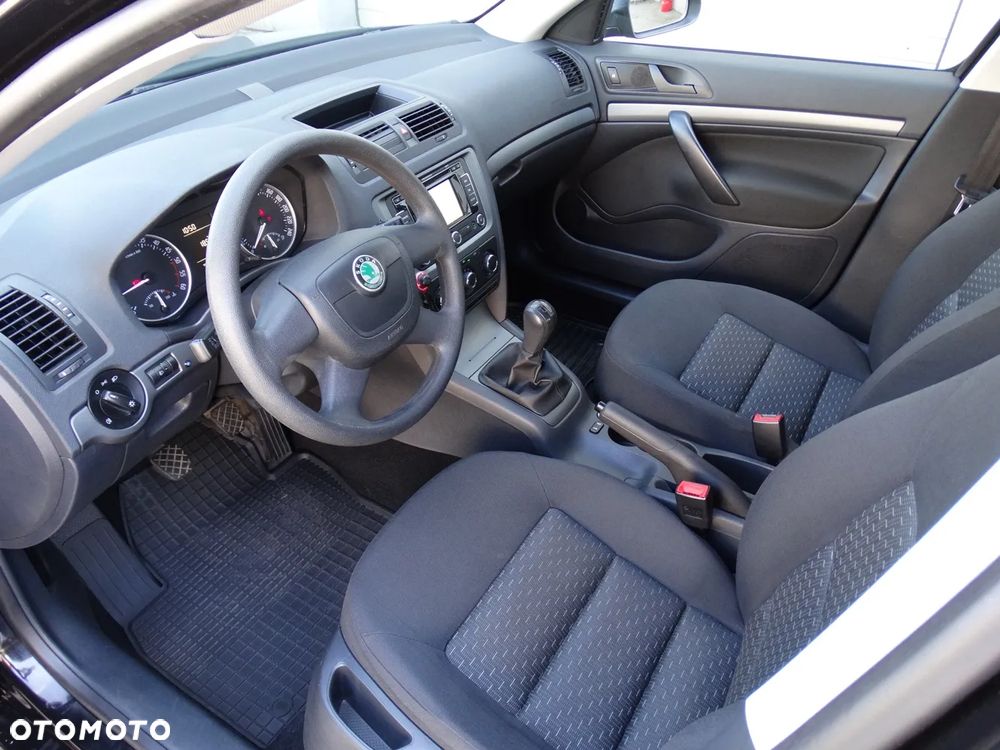 Skoda Octavia 1.6 TDI Active - 10