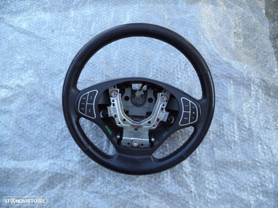 Volante KIA CEED ano 2008 com comandos - 1