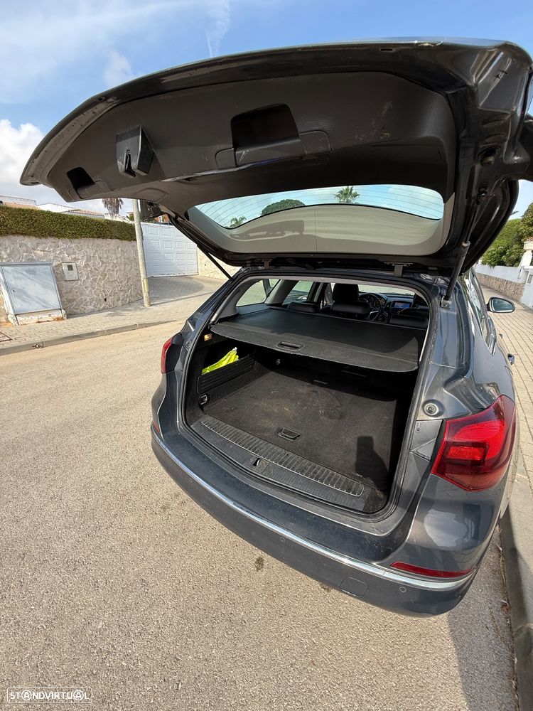 Opel Astra Sports Tourer - 6