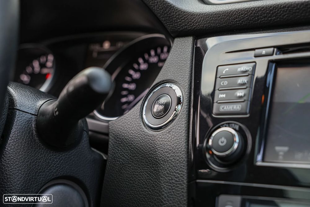 Nissan Qashqai 1.2 DIG-T N-Connecta - 17