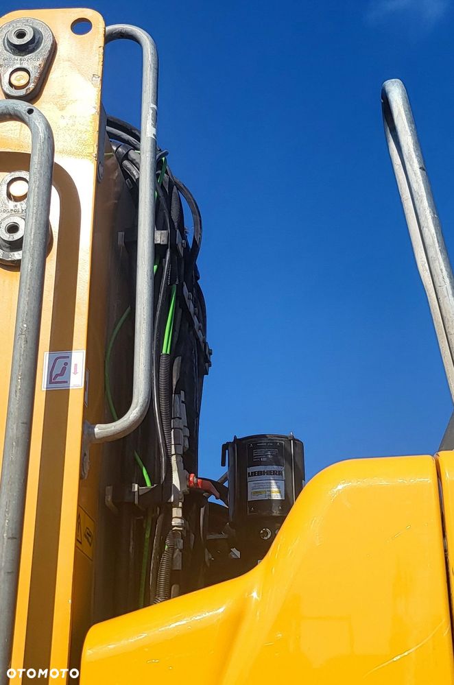 Liebherr LH 24 M - 9