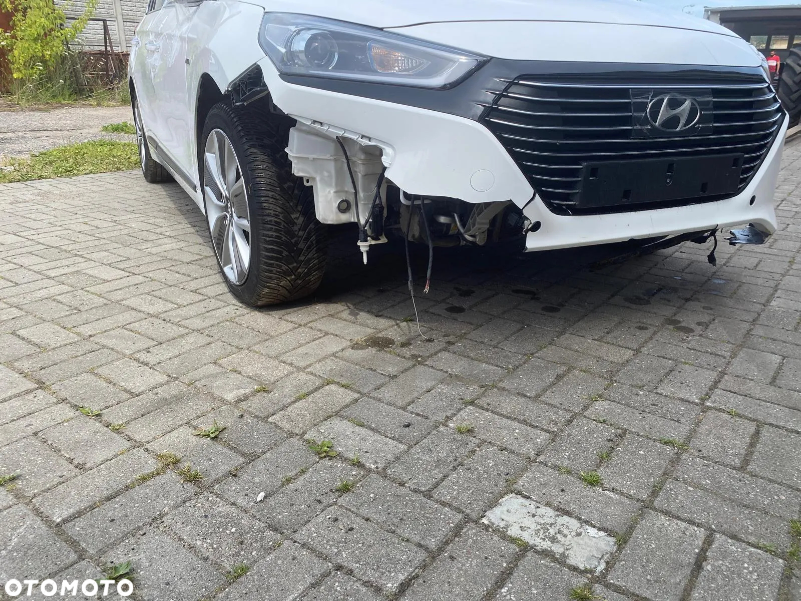 Hyundai IONIQ Hybrid 1.6 GDI - 8