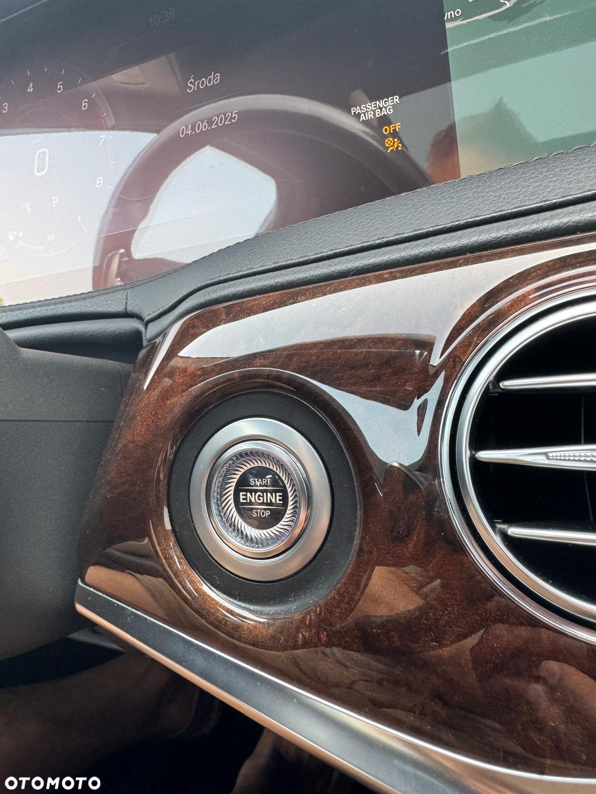 Mercedes-Benz Klasa S 560 4-Matic 9G-TRONIC - 23